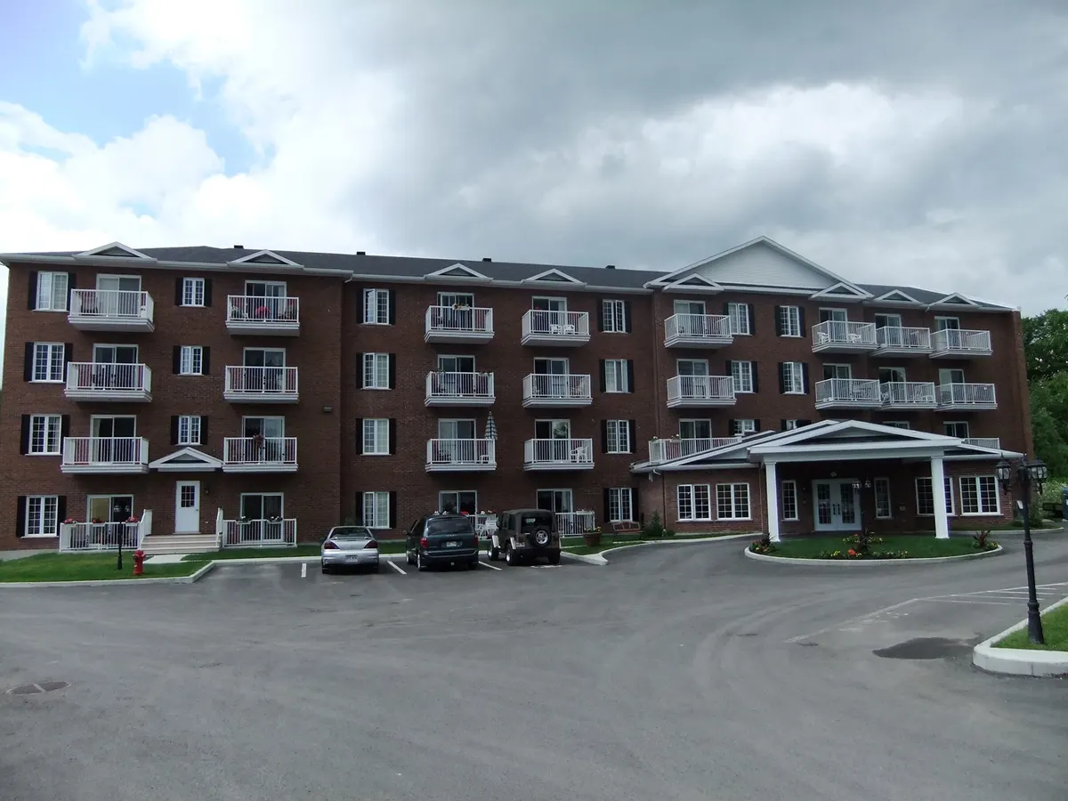 Photo 1 sur 7, Manoir de la Rive Claire inc.