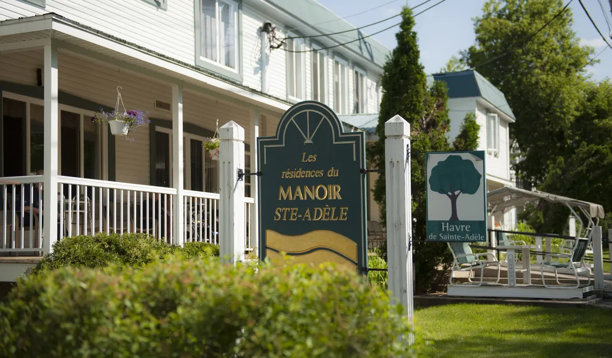Photo 1 sur 4, Les Résidences du Manoir Sainte-Adèle inc.